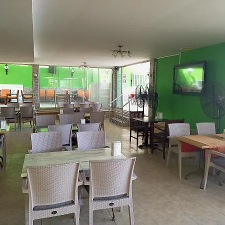 Yuvam Prime 호텔 말마리스